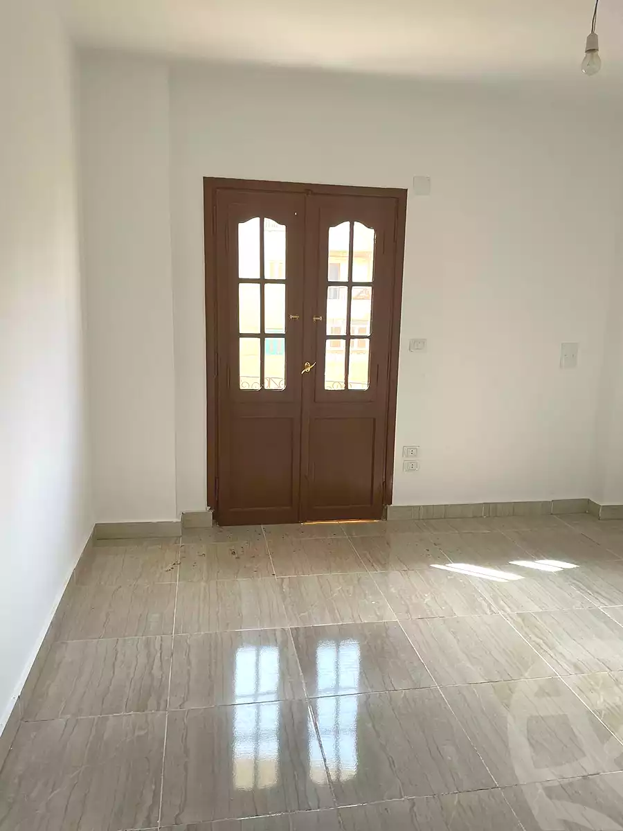 https://aqarmap.com.eg/ar/listing/6895345-for-rent-cairo-6th-of-october-el-ahyaa-neighborhood-4th-neighbourhood-1