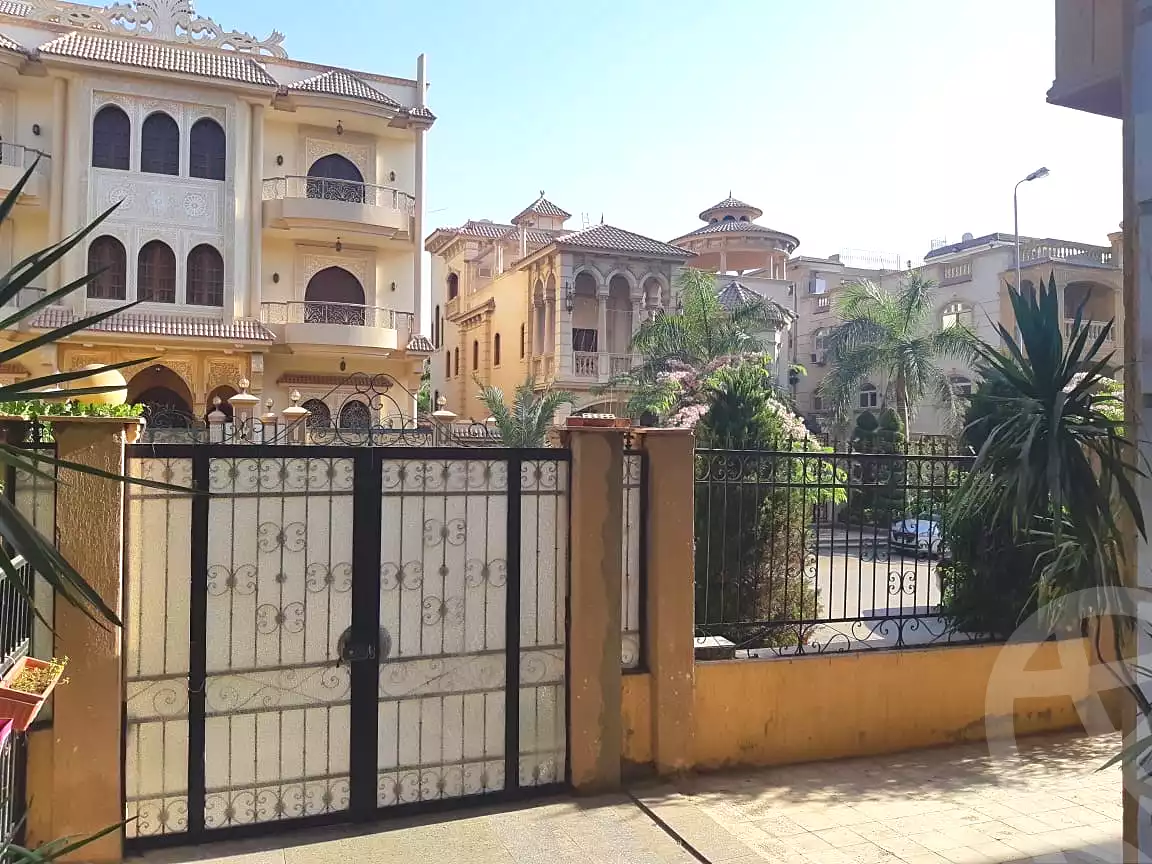https://aqarmap.com.eg/ar/listing/6895561-for-sale-cairo-new-cairo-first-settlement-neighbourhood-5-el-shaheed-islam-raafat-st