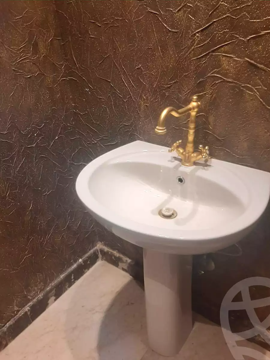 https://aqarmap.com.eg/ar/listing/6895653-for-rent-cairo-el-sheikh-zayed-city-el-hay-elrabeaa-ashaer-shr-lshbb