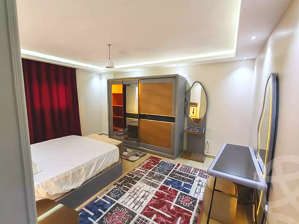 https://aqarmap.com.eg/ar/listing/6895707-for-rent-cairo-el-sheikh-zayed-city-el-hay-elthamen-area-1
