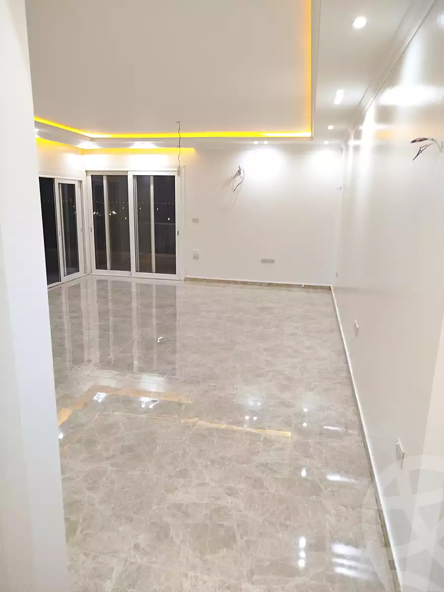 https://aqarmap.com.eg/ar/listing/6484394-for-rent-cairo-new-cairo-compounds-mwntn-fyw-y-syty-club-park-mountain-view-icity