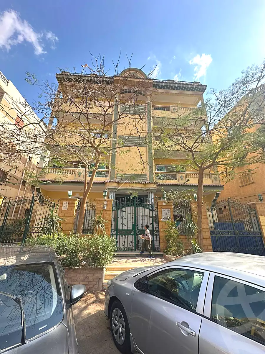 https://aqarmap.com.eg/ar/listing/6895770-for-sale-cairo-el-sheikh-zayed-city-el-hay-elthaleth-lhy-lthlth