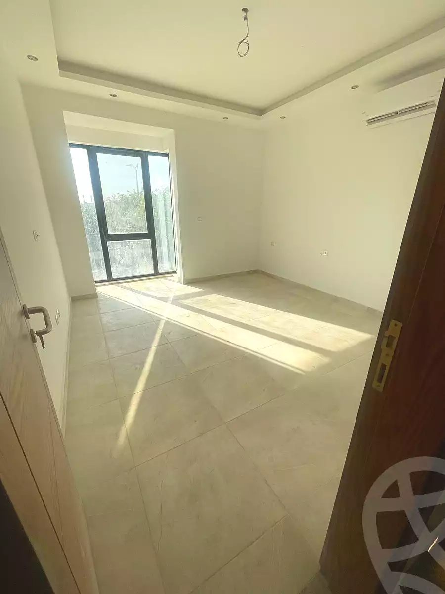 https://aqarmap.com.eg/ar/listing/6895811-for-rent-cairo-new-cairo-compounds-villette-kmbwnd-sky-kwndwz-swdyk-villette