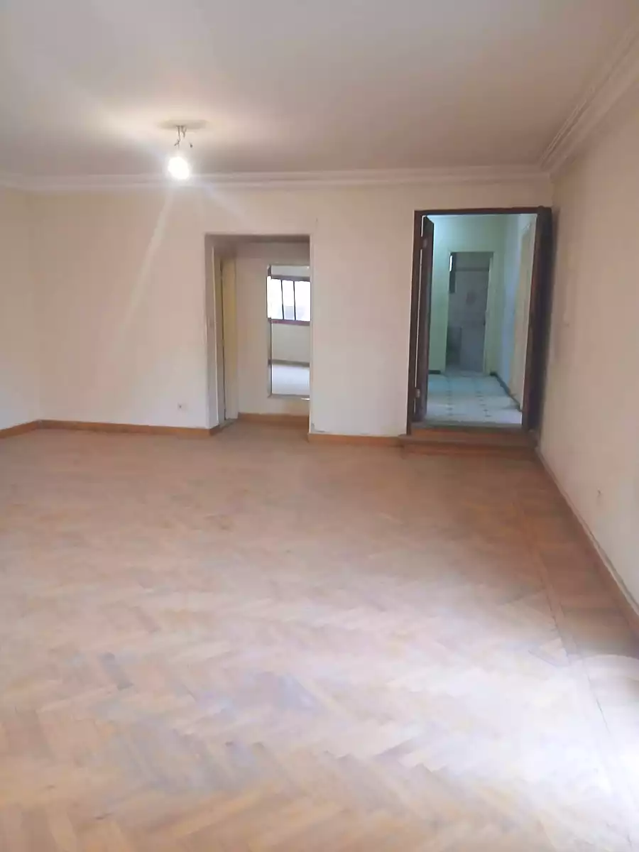 https://aqarmap.com.eg/ar/listing/6895903-for-rent-cairo-elnozha-mohammed-refaat-st