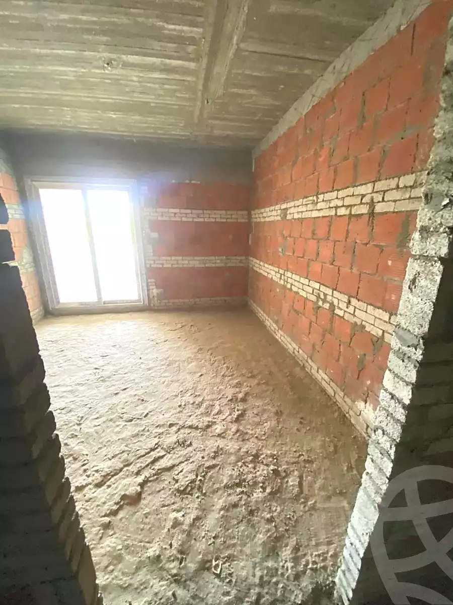 https://aqarmap.com.eg/ar/listing/6896800-for-sale-cairo-new-cairo-compounds-mwntn-fyw-y-syty-club-park-mountain-view-icity