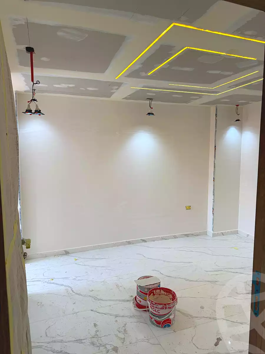 https://aqarmap.com.eg/ar/listing/6896854-for-sale-cairo-el-haram-el-lebeny-soltan-khattab-st