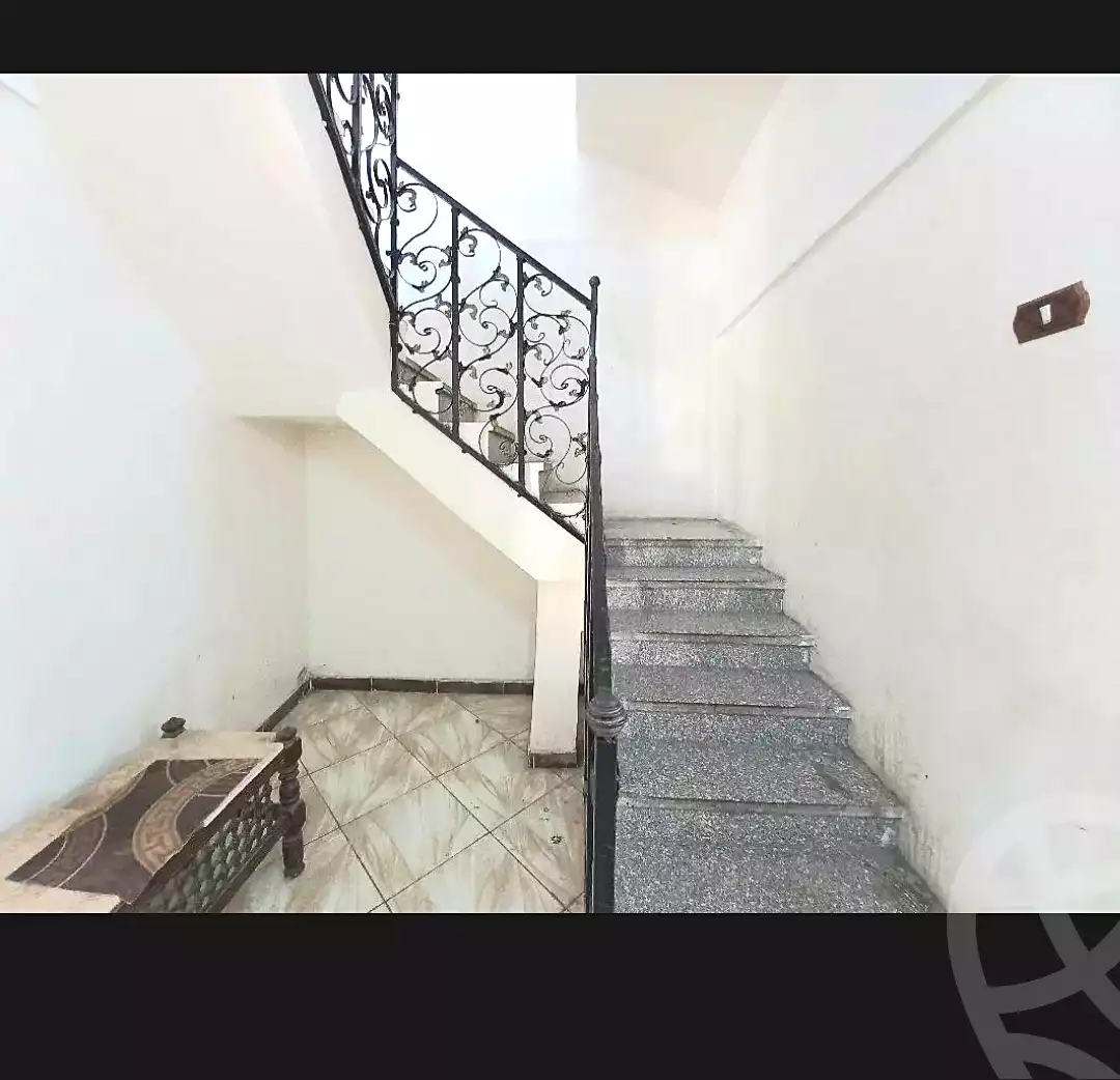 https://aqarmap.com.eg/ar/listing/6896895-for-sale-alexandria-miami-street-57