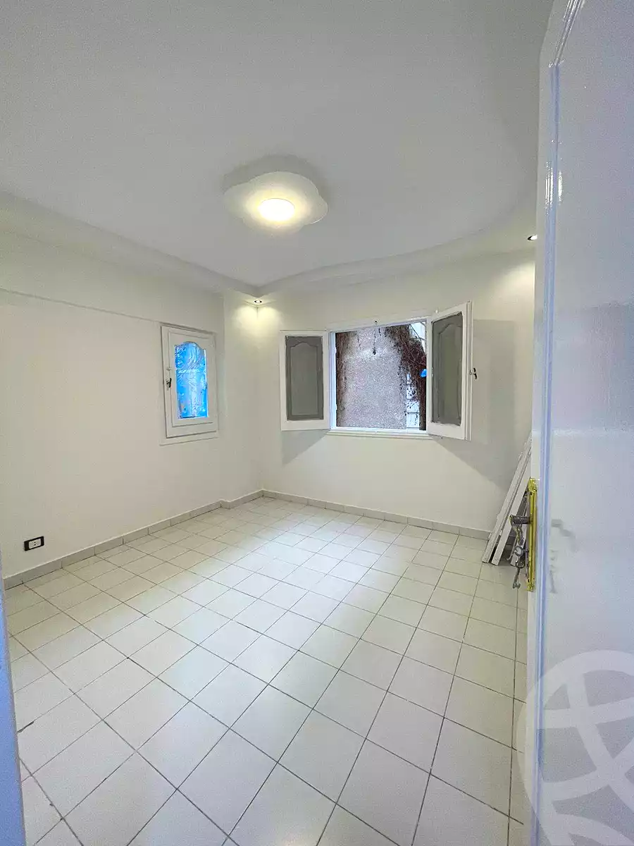 https://aqarmap.com.eg/en/listing/6894573-for-sale-alexandria-al-agamy-shataa-el-nakheel