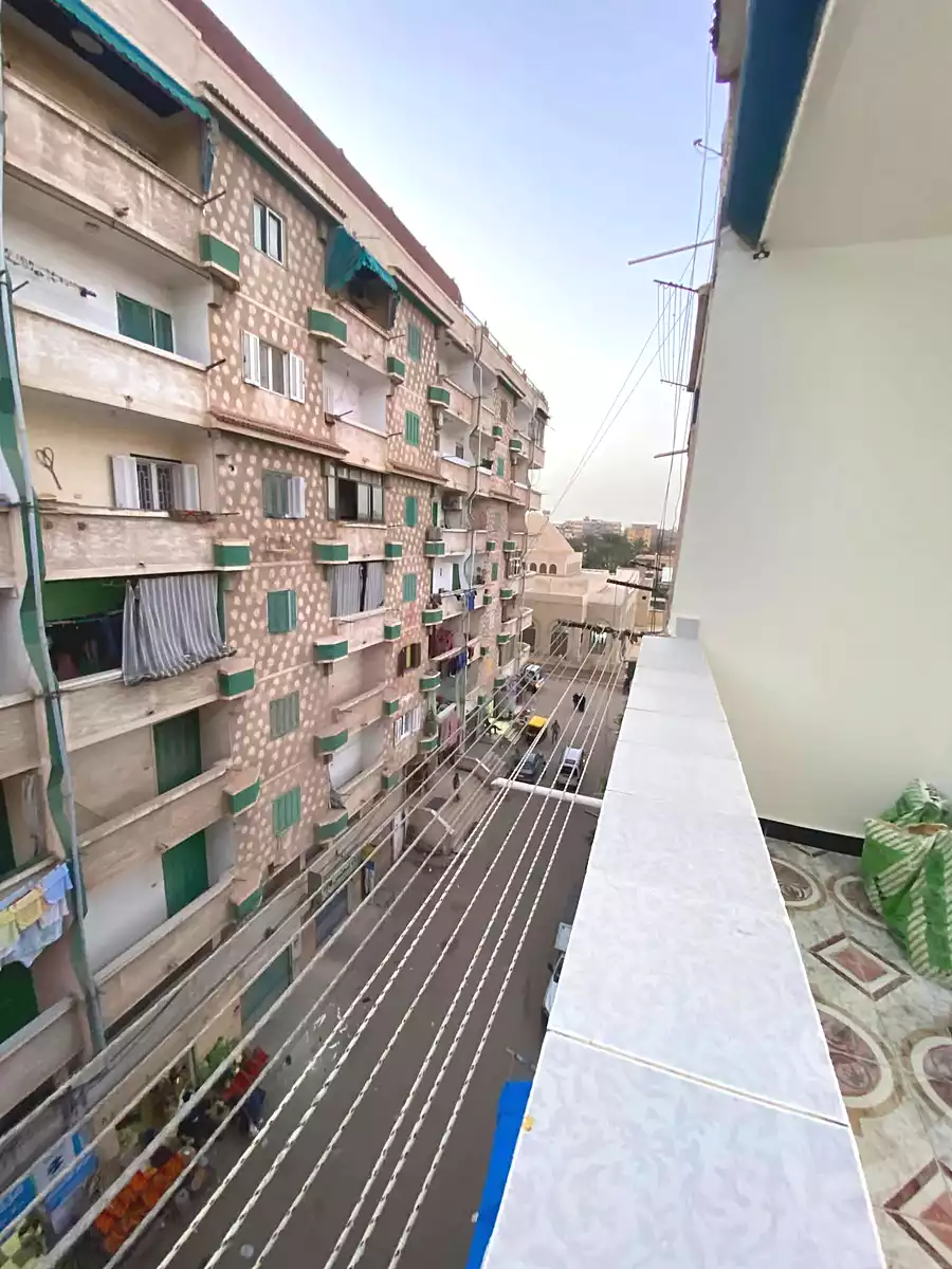 https://aqarmap.com.eg/ar/listing/6895099-for-sale-alexandria-al-agamy-ibrahim-el-aowam-st