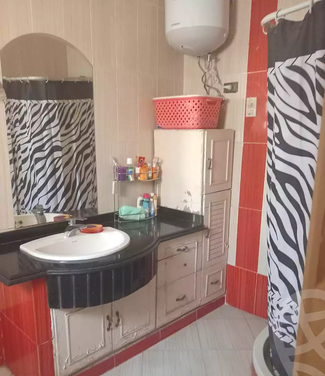 https://aqarmap.com.eg/ar/listing/6897180-for-sale-cairo-new-cairo-el-narges-el-narges-omarat-mohamed-sabry-abu-alam-st