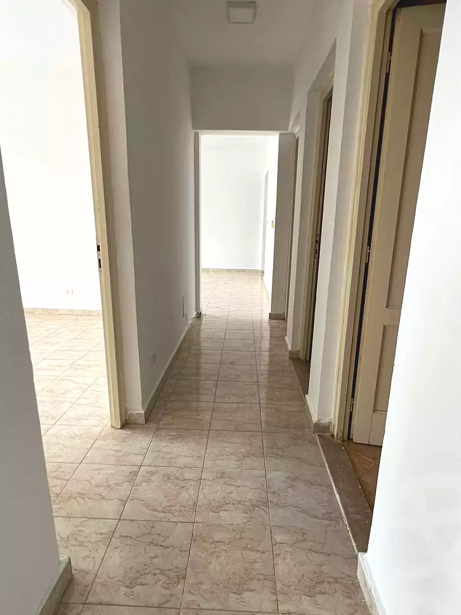 https://aqarmap.com.eg/ar/listing/6897423-for-rent-cairo-new-cairo-lrhb-city-malls-and-markets