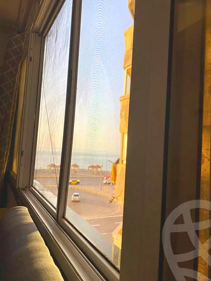 https://aqarmap.com.eg/ar/listing/6898001-for-sale-alexandria-camp-cesar-el-gaish-rd