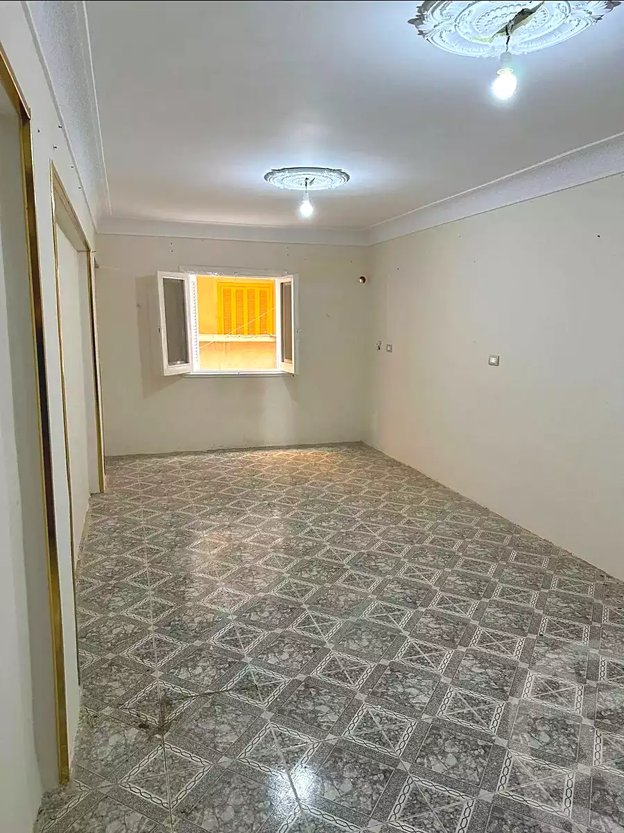 https://aqarmap.com.eg/ar/listing/6898289-for-sale-alexandria-al-agamy-el-hanouvel-radwan-st