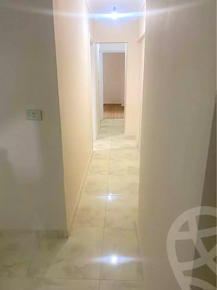 https://aqarmap.com.eg/ar/listing/6898497-for-rent-alexandria-ganaklis-shr-mrtdy-bsh