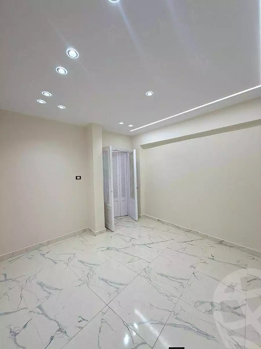 https://aqarmap.com.eg/ar/listing/6898658-for-sale-alexandria-al-agamy-lbytsh-shahr-al-assal-st