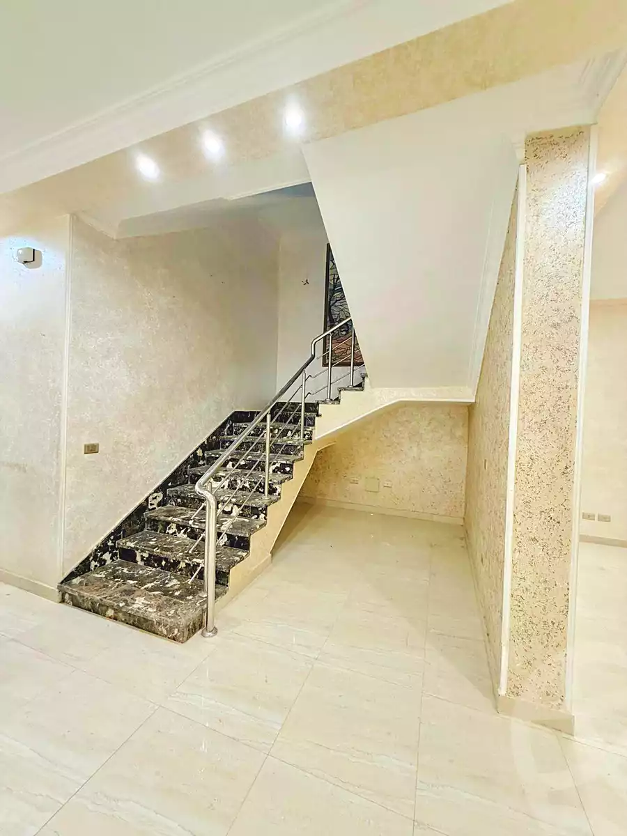 https://aqarmap.com.eg/en/listing/6898785-for-rent-cairo-6th-of-october-compounds-garden-city-october