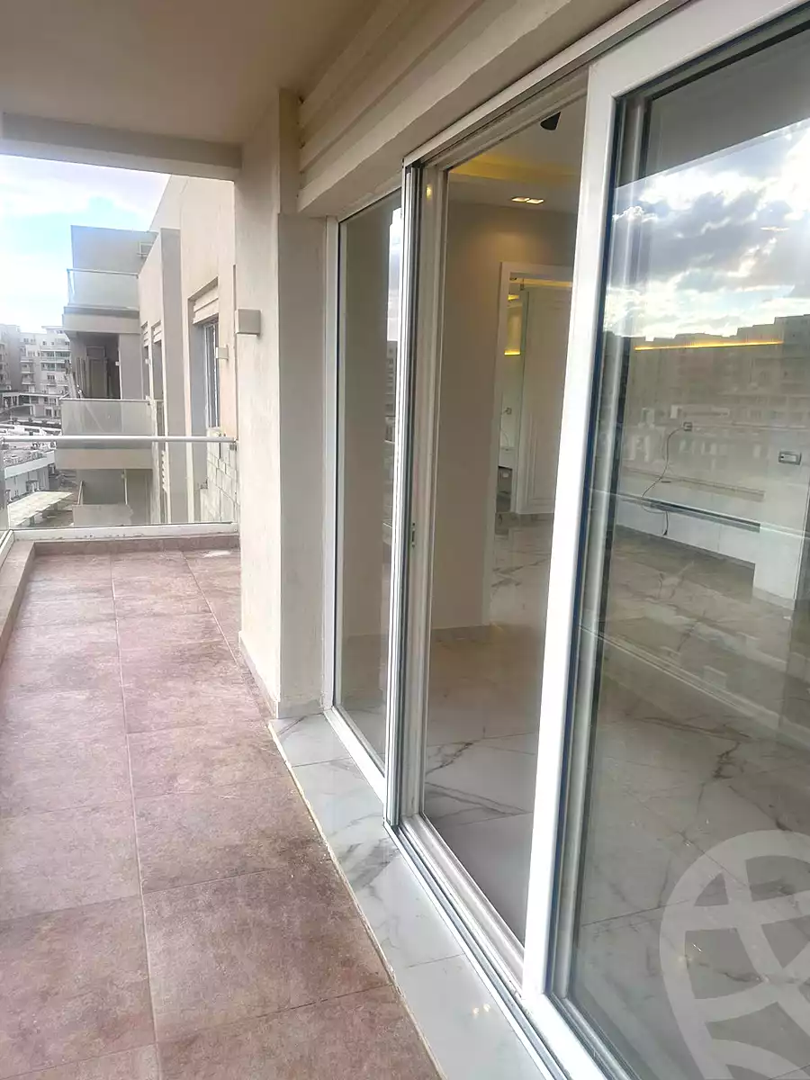 https://aqarmap.com.eg/en/listing/6899637-for-sale-cairo-new-cairo-compounds-mwntn-fyw-y-syty-club-park-mountain-view-icity