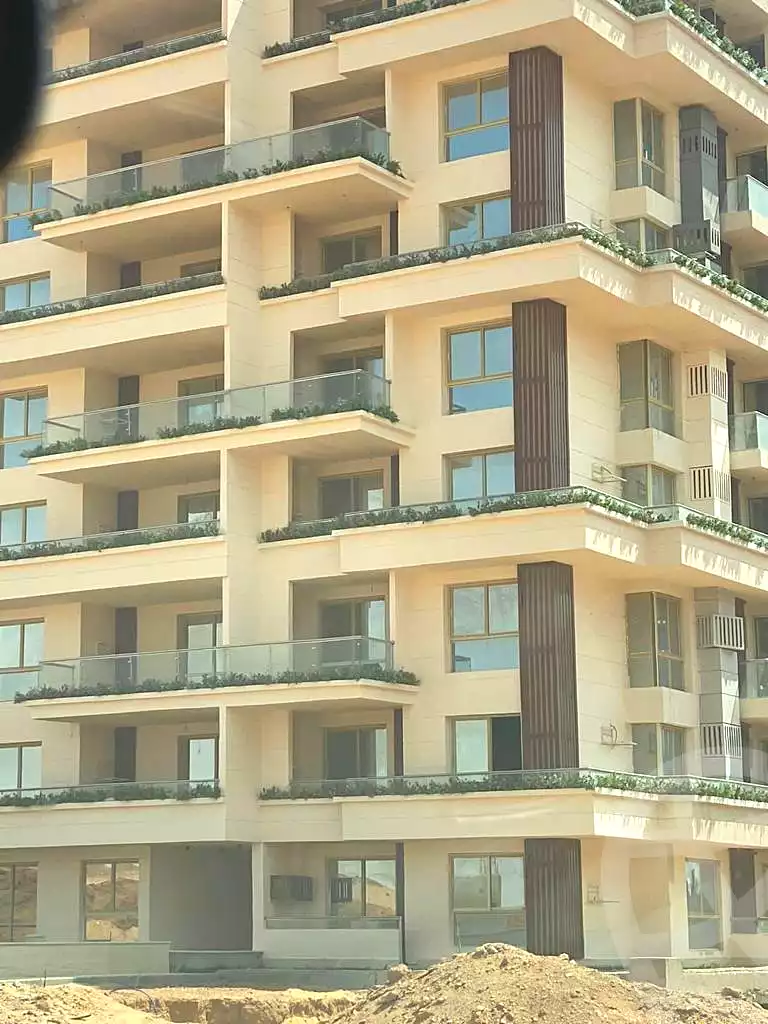 https://aqarmap.com.eg/ar/listing/6899851-for-sale-cairo-new-administrative-capital-r8-tj-msr
