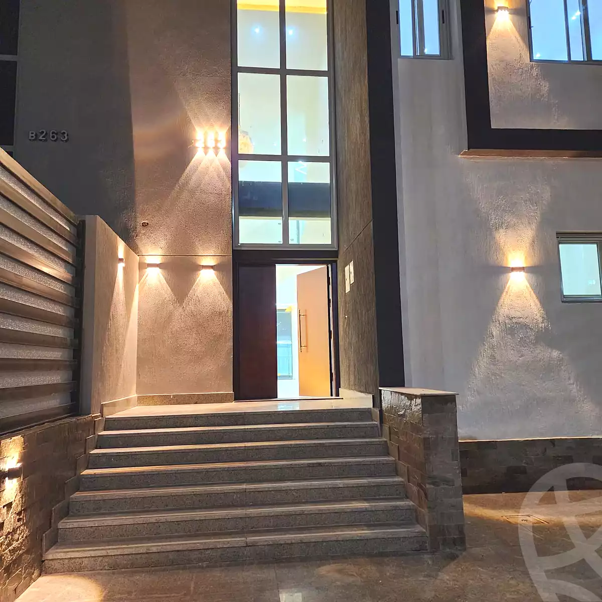 https://aqarmap.com.eg/ar/listing/6899986-for-sale-cairo-el-sheikh-zayed-city-compounds-el-khamayel
