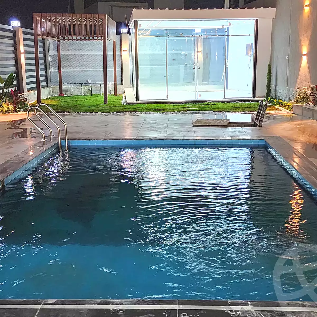 https://aqarmap.com.eg/ar/listing/6899986-for-sale-cairo-el-sheikh-zayed-city-compounds-el-khamayel