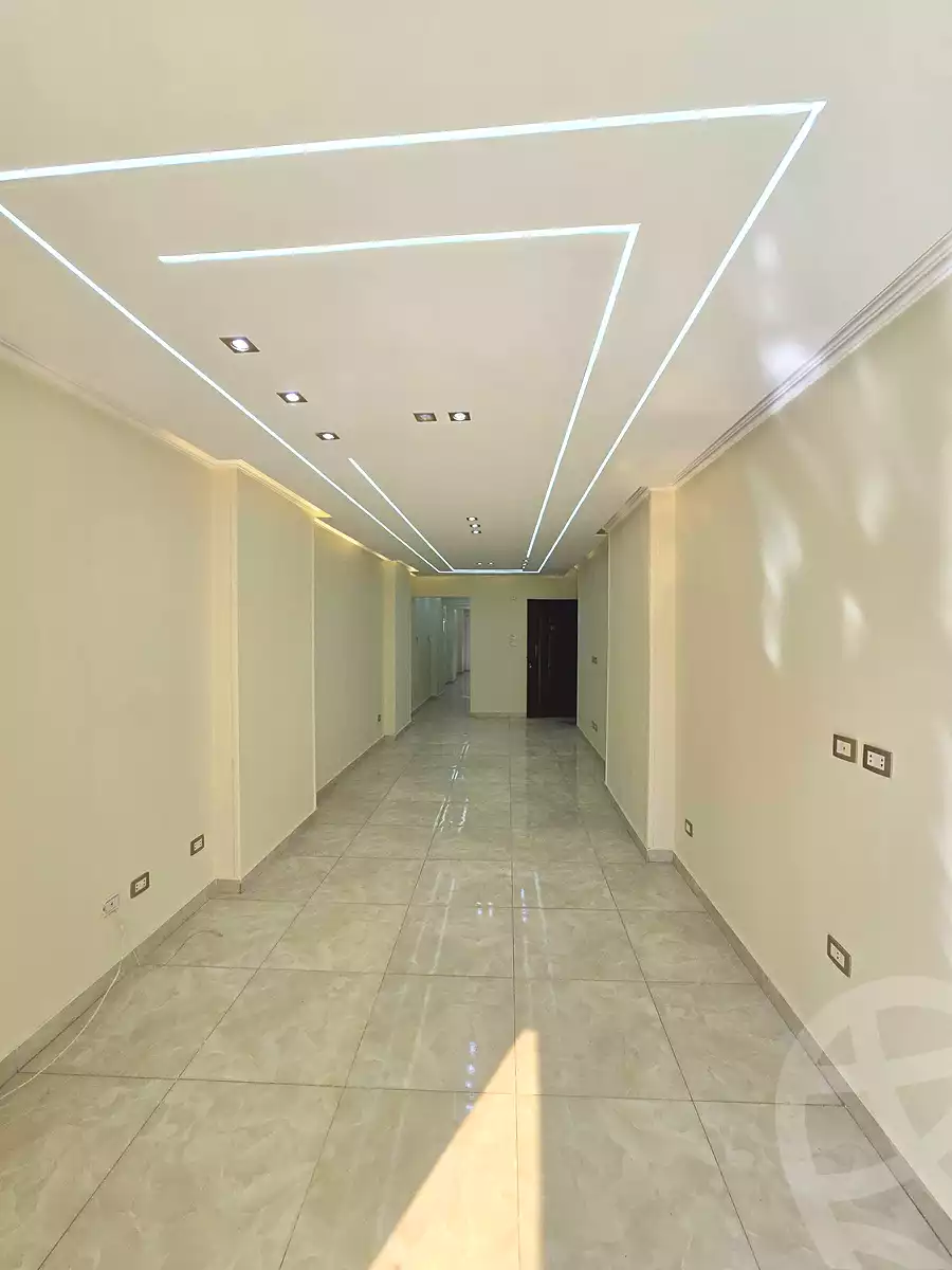 https://aqarmap.com.eg/ar/listing/6900362-for-sale-alexandria-sydy-bshr-sydy-bshr-bhry-shr-mhmwd-l-yswy