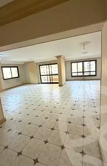 https://aqarmap.com.eg/en/listing/6900454-for-sale-cairo-nasr-city-abbas-el-akkad