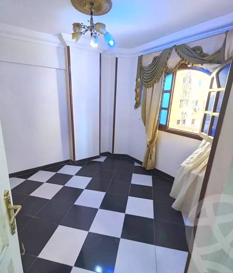 https://aqarmap.com.eg/en/listing/6900804-for-sale-alexandria-sydy-bshr