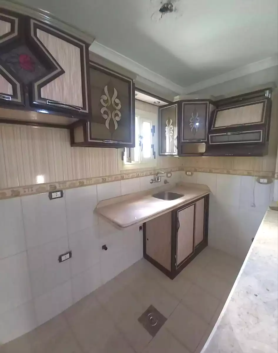 https://aqarmap.com.eg/ar/listing/6900957-for-sale-alexandria-sydy-bshr-sydy-bshr-bhry