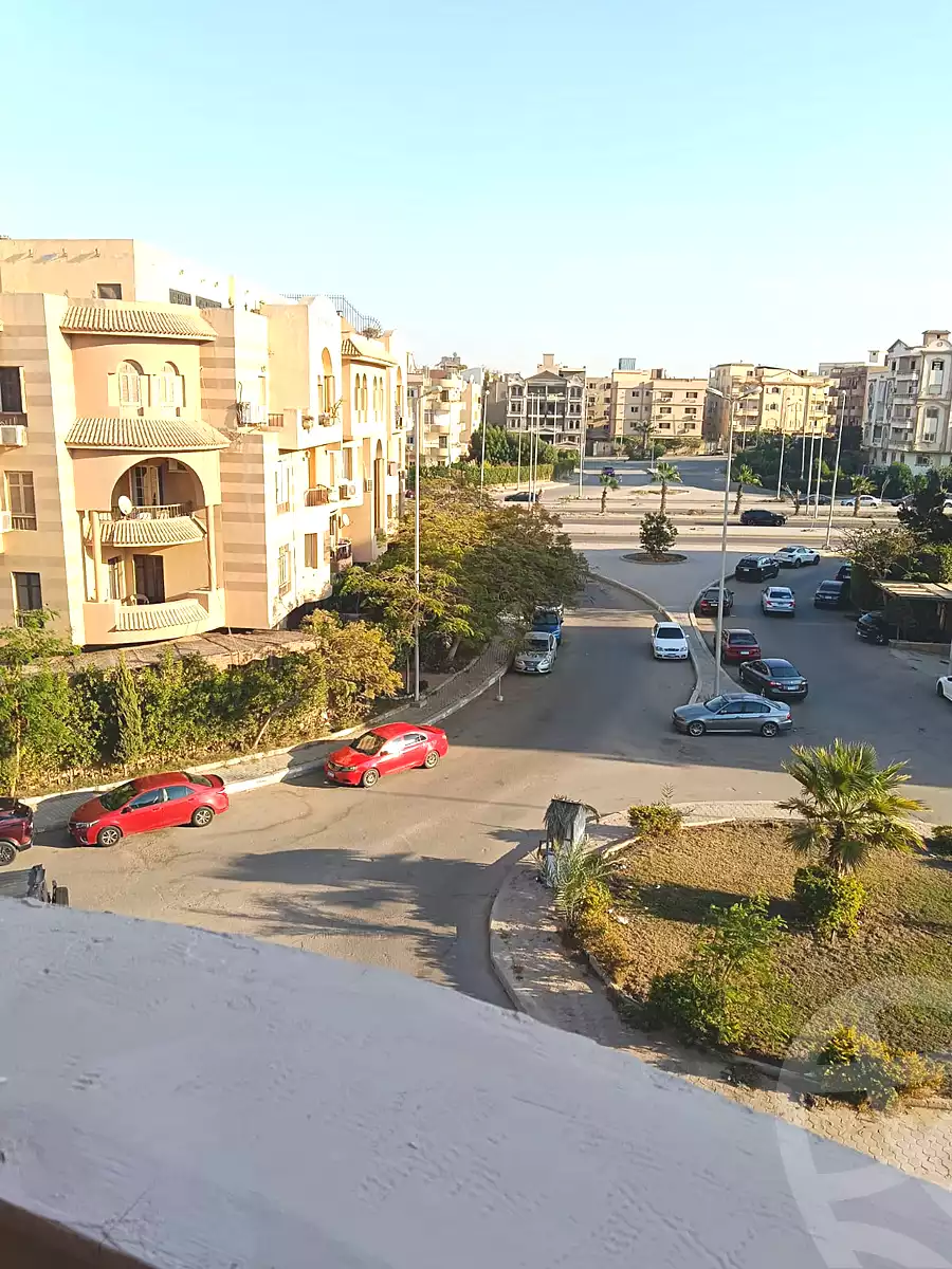 https://aqarmap.com.eg/ar/listing/6901380-for-rent-cairo-el-sheikh-zayed-city-el-hay-elthamen-area-1