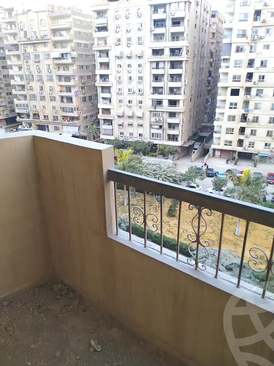 https://aqarmap.com.eg/en/listing/6901402-for-sale-cairo-el-maadi-zahraa-el-maadi-al-khamseen-st