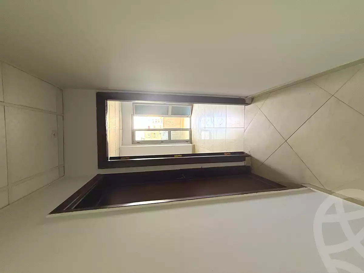 https://aqarmap.com.eg/ar/listing/6901437-for-rent-cairo-6th-of-october-lhsry
