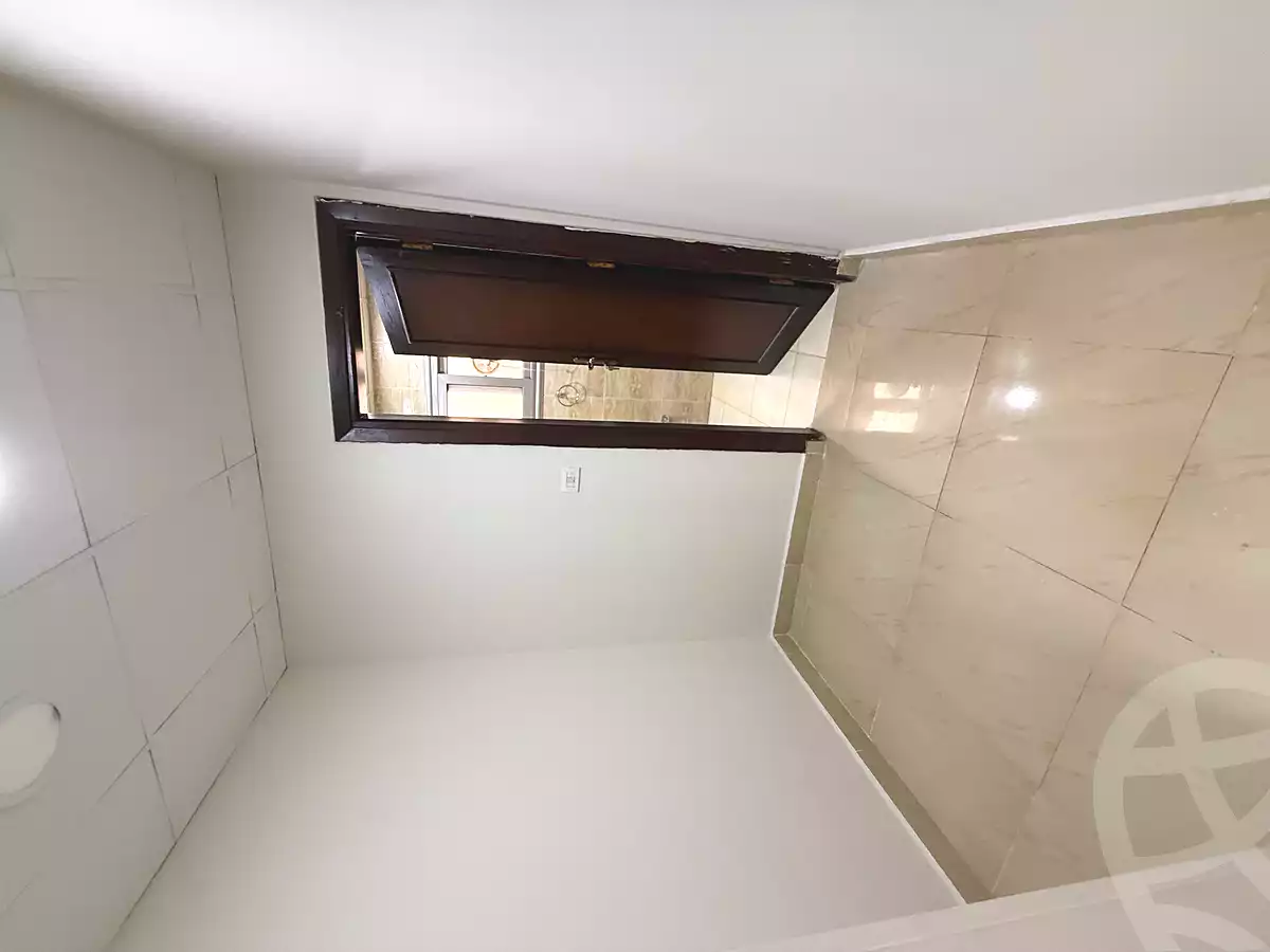 https://aqarmap.com.eg/ar/listing/6901446-for-rent-cairo-6th-of-october-lhsry