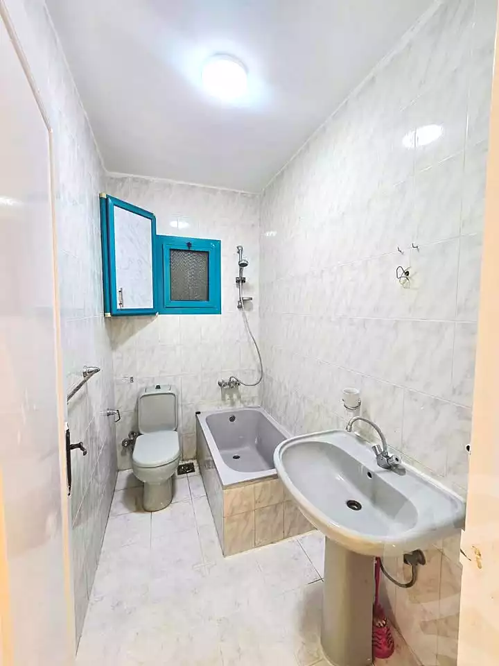 https://aqarmap.com.eg/en/listing/6901706-for-sale-alexandria-al-agamy-shataa-el-nakheel