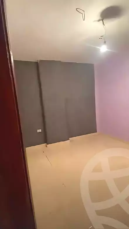 https://aqarmap.com.eg/ar/listing/6902354-for-sale-cairo-madinat-el-salam-isbico