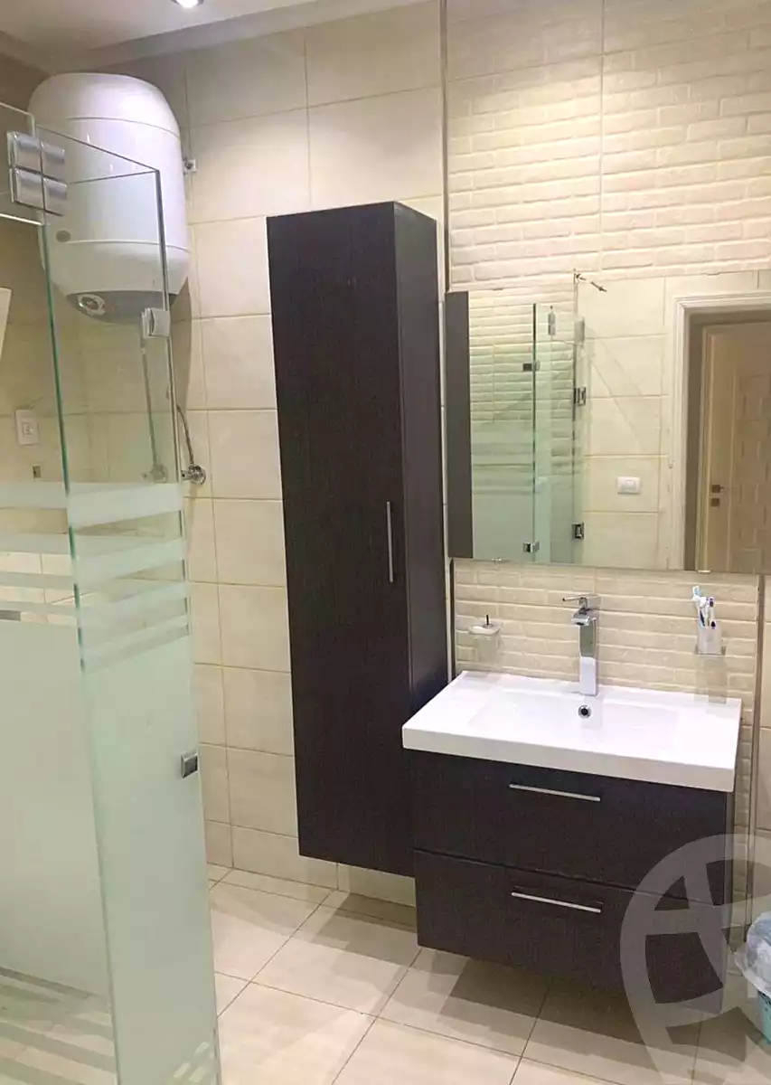 https://aqarmap.com.eg/ar/listing/6903351-for-sale-cairo-el-sheikh-zayed-city-alex-cairo-desert-road-mdyn-sfnks-ljdyd-cascada