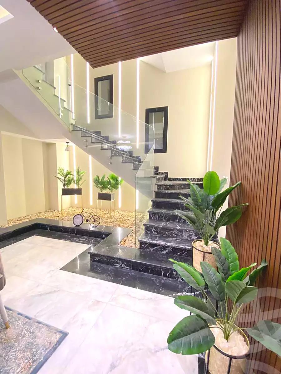 https://aqarmap.com.eg/ar/listing/6904238-for-sale-cairo-new-cairo-compounds-villette-kmbwnd-sky-kwndwz-swdyk-villette