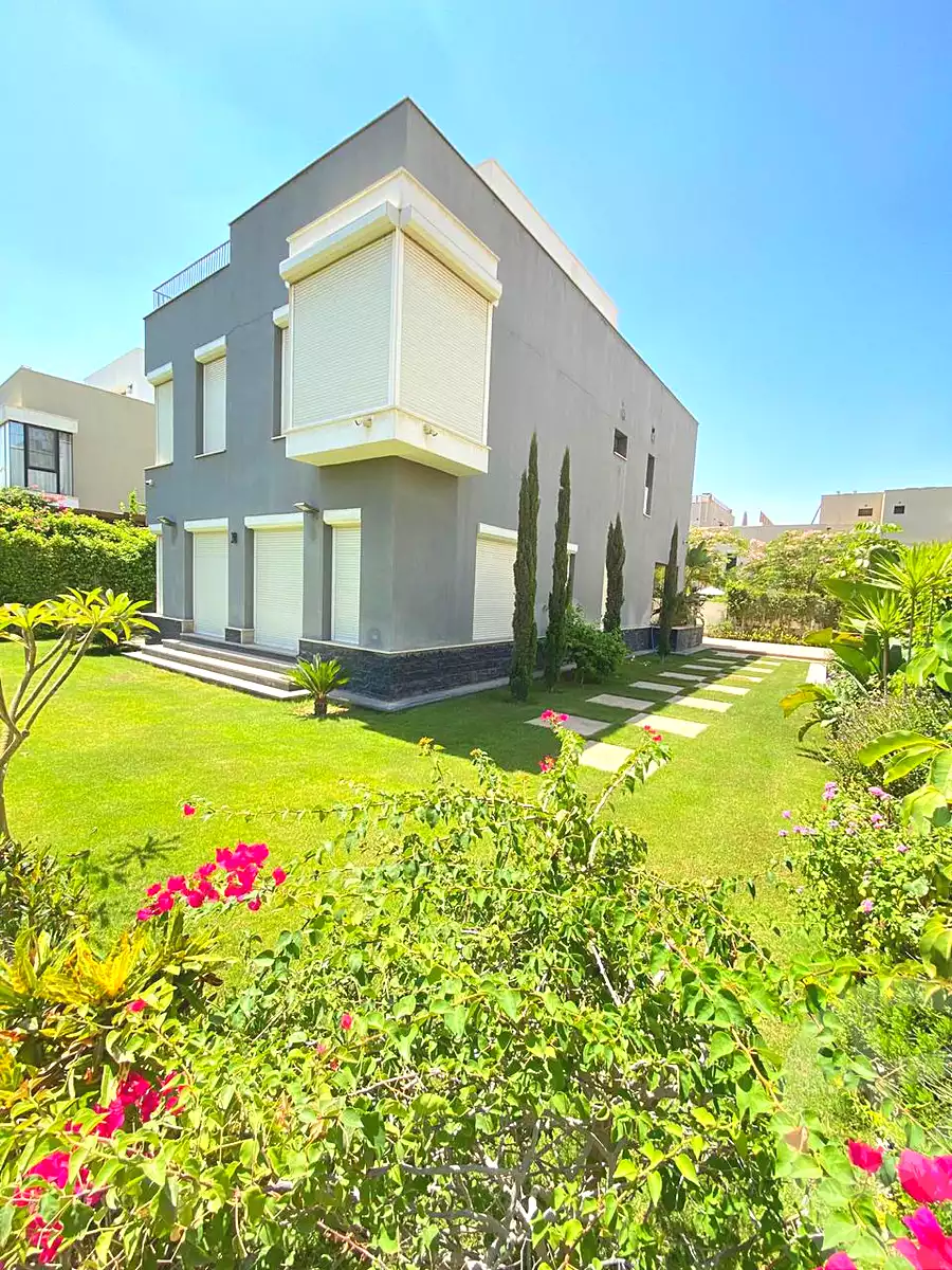 https://aqarmap.com.eg/ar/listing/6904238-for-sale-cairo-new-cairo-compounds-villette-kmbwnd-sky-kwndwz-swdyk-villette