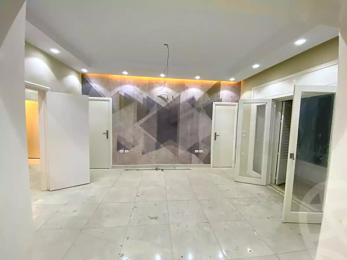 https://aqarmap.com.eg/en/listing/6904577-for-rent-cairo-downtown-tl-t-hrb