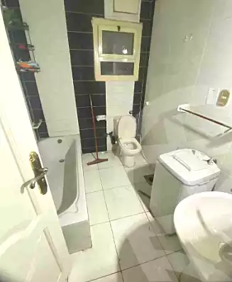 https://aqarmap.com.eg/ar/listing/6905145-for-rent-sharqia-zagazig-zagazig-city-ghasham-rd