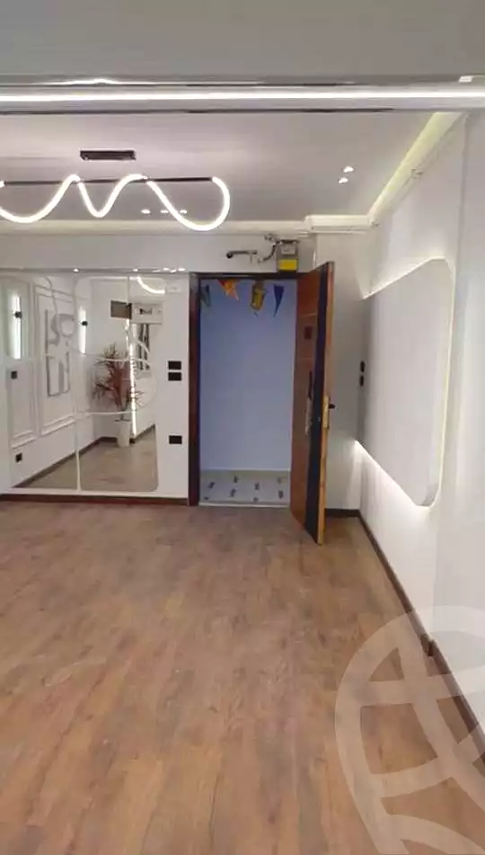 https://aqarmap.com.eg/ar/listing/6905374-for-sale-alexandria-miami
