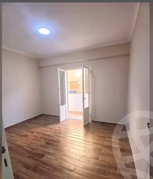 https://aqarmap.com.eg/en/listing/6905719-for-sale-alexandria-el-asafra-ahmed-tiesser-st
