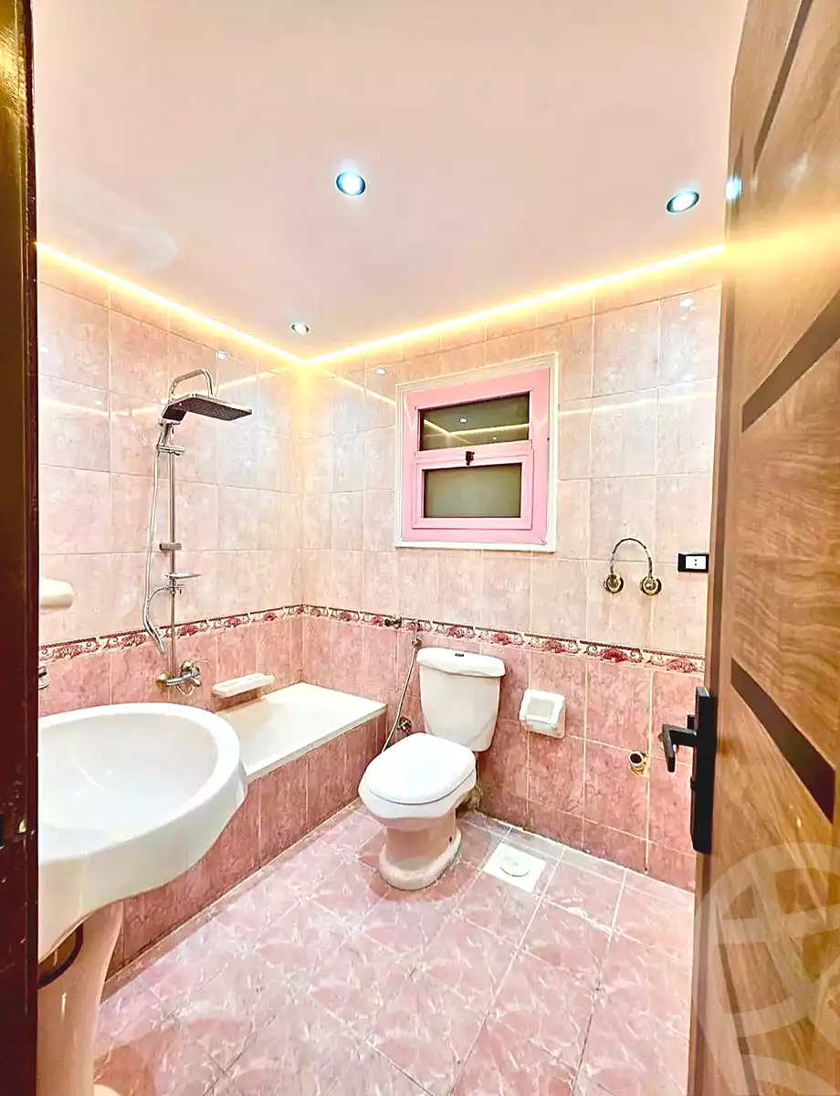 https://aqarmap.com.eg/ar/listing/6905820-for-sale-alexandria-miami-mahmoud-el-isawy-st