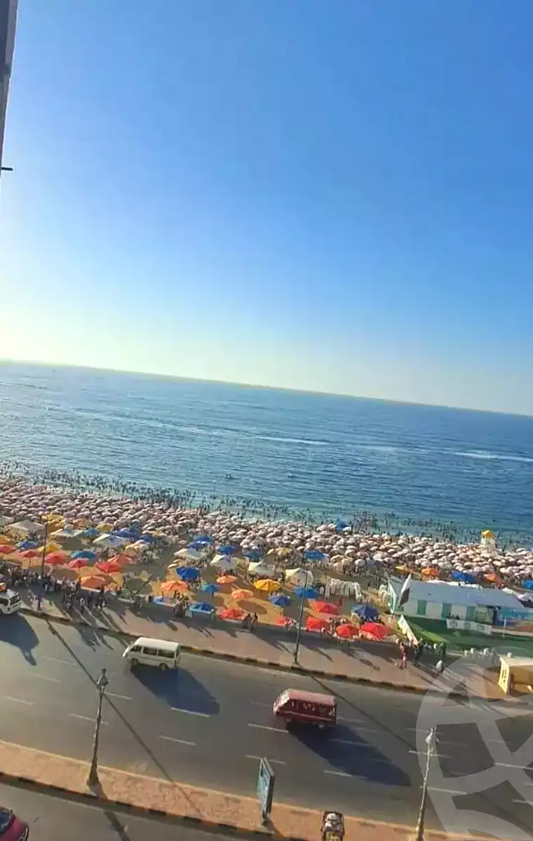 https://aqarmap.com.eg/ar/listing/6905866-for-sale-alexandria-el-asafra-l-sfr-bhry