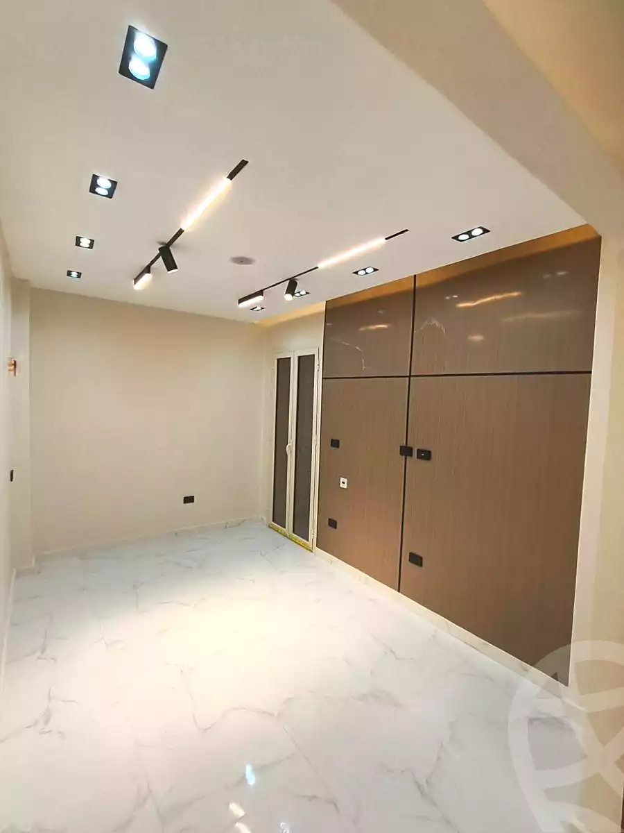 https://aqarmap.com.eg/en/listing/6905914-for-sale-alexandria-camp-cesar
