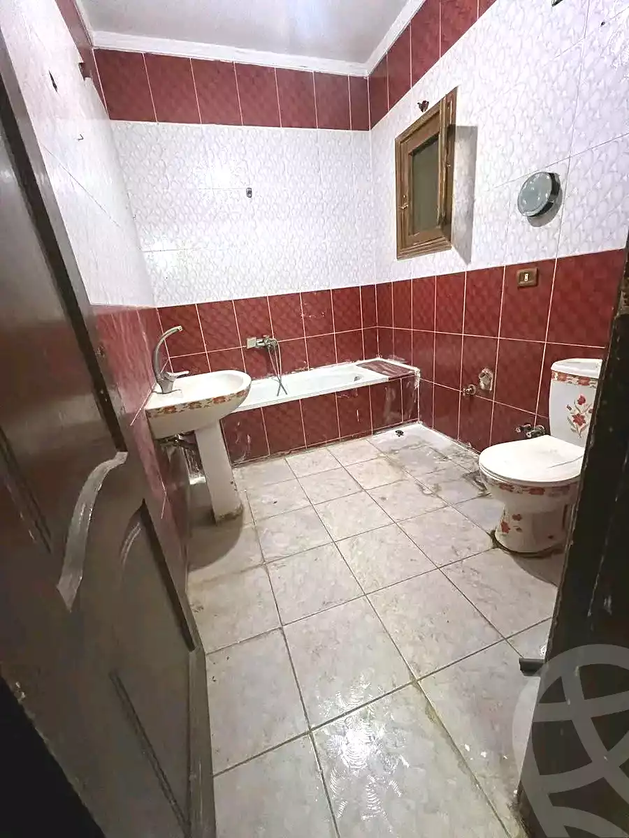 https://aqarmap.com.eg/en/listing/6906072-for-rent-cairo-helwan-sherif-st