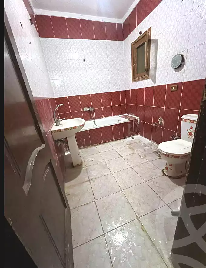 https://aqarmap.com.eg/en/listing/6906456-for-rent-cairo-helwan-sherif-st