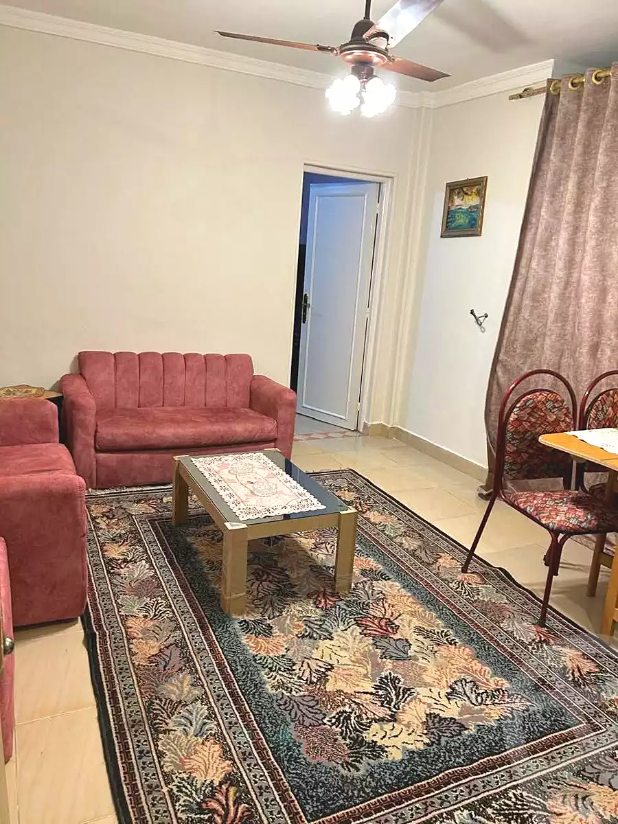 https://aqarmap.com.eg/en/listing/6906597-for-rent-cairo-15th-of-may-Neighbourhood 10