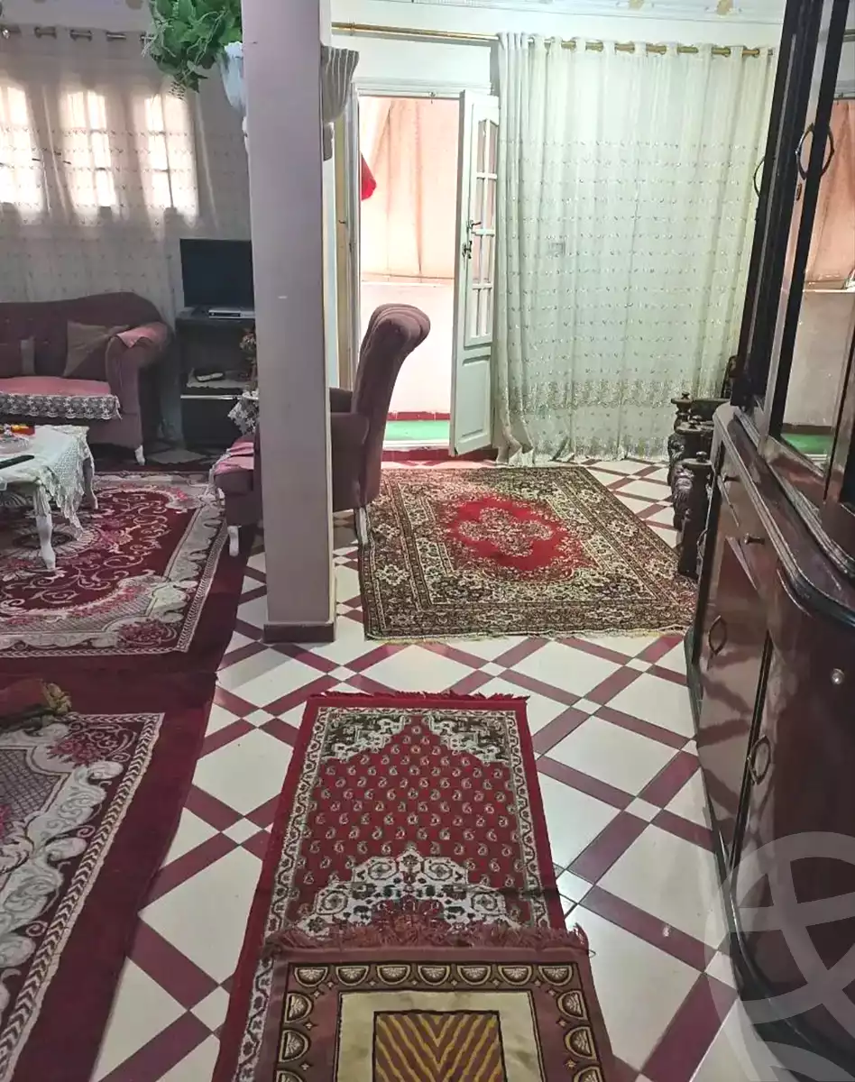 https://aqarmap.com.eg/ar/listing/6906784-for-sale-alexandria-alhadara-new-el-hadra