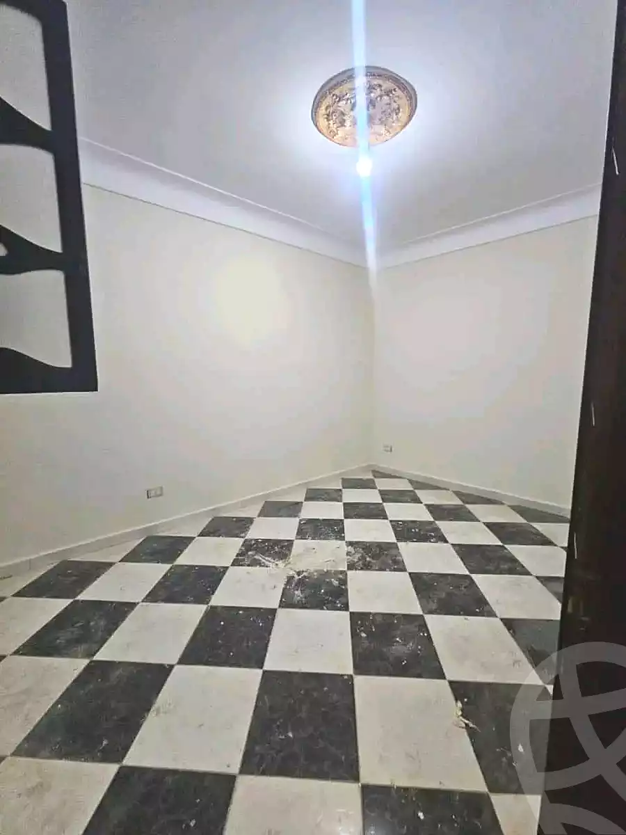 https://aqarmap.com.eg/ar/listing/6907033-for-sale-alexandria-al-agamy-el-hanouvel-abo-el-shawareb-st