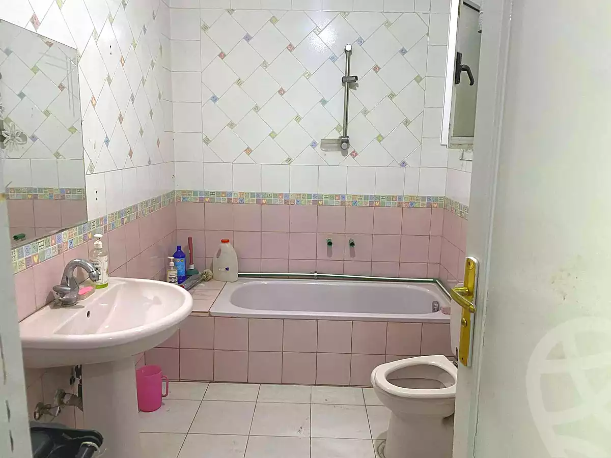 https://aqarmap.com.eg/ar/listing/6907043-for-rent-cairo-helwan-mohamed-sayed-ahmed-st